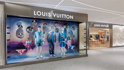 Louis Vuitton Nagoya JR Takashimaya Men 7F Store in Nagoya, JAPAN ...