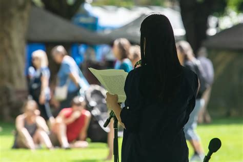 How To Write A Eulogy | Roy-Hetland Funeral Home