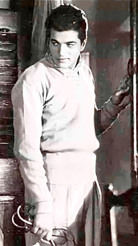 Dharmendra is only Bollywood superstar with box office record of number ...