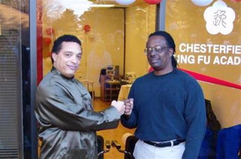 Advanced Chi Sao with Grandmaster Moy Tung and MY3 Sifu Moy Yee Tung ...