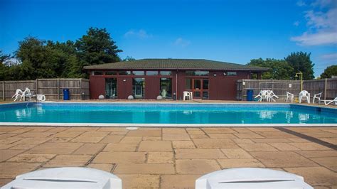 RANCH CARAVAN PARK (Evesham, England) - Campground Reviews, Photos ...