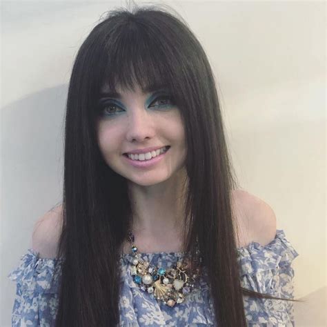 Eugenia Cooney Wiki/Bio, Family, Age, Height, Weight, Body Measurement ...