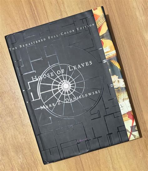 House of Leaves: A Groundbreaking Literary Experience