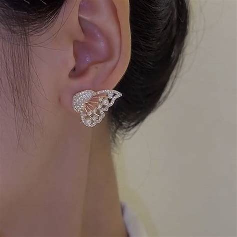 Earrings - Upto 50% to 80% OFF on Latest Earrings Designs Online For ...