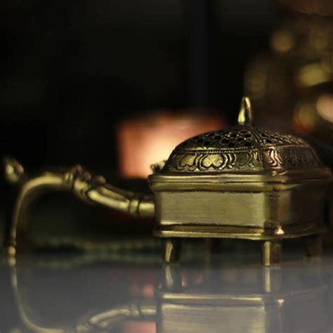 Brass Dhoop Daan Purify your Homes with Holy Fragrance from Loban Lamp ...