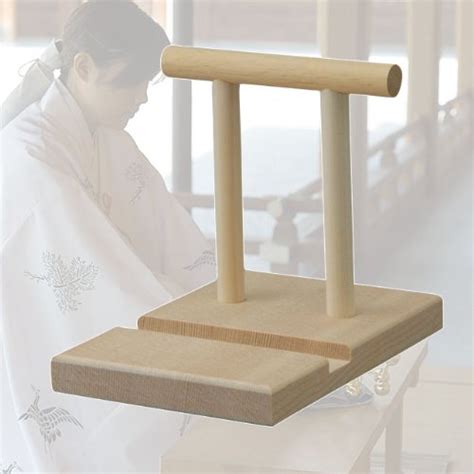To Many Japanese Do You Pray In Front Of Jinja | Desertcart INDIA