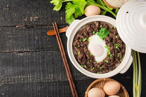 Riz à la cantonaise au boeuf | Photo Premium