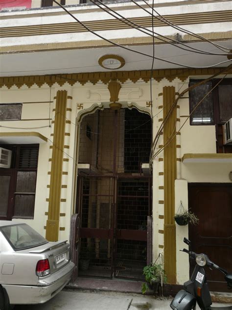 Daryaganj III: North-East of Ansari Road | Sarson ke Khet