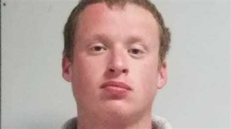 Police: Ocean Springs man arrested after damaging vehicle