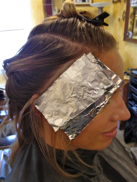 DIY foil | Diy hair color, Hair color techniques, Hair foils