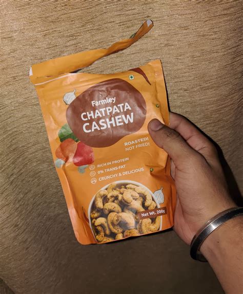 Farmley Premium Chatpata Flavoured Roasted Dry Nut Cashew Snacks 200 gm ...