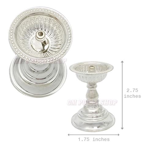 Round Standing Vilakku Diya in Sterling Silver