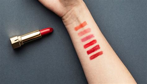 Red Lipstick Shades: How to Pick the Perfect Red for Every Skin Tone
