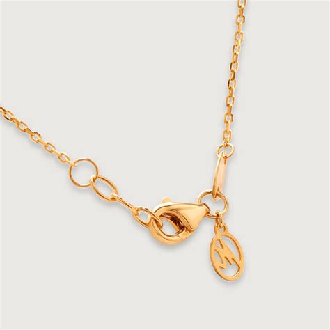 Trendy Chic 18KT Gold Chain and Pendant