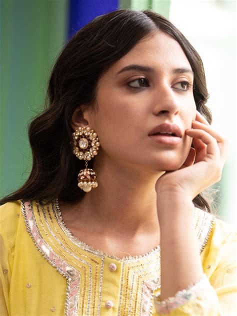 Maliha Jhumkis – Kaari