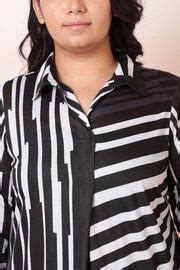 Plus Size Monochrome Black Printed Centre Pleat Top Online in India ...
