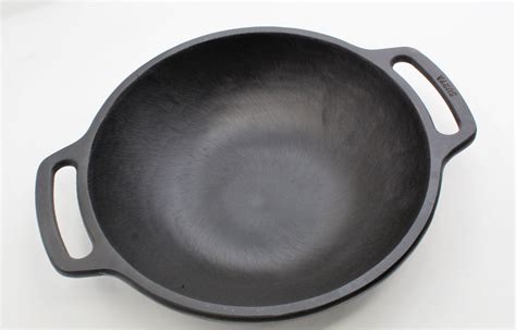 Cast Iron Flat Kadai -Pre Seasoned – GreenDNA® India