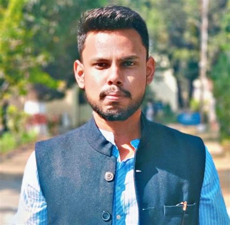 Omm Priyadarshi: Senior Journalist, Author, News Author