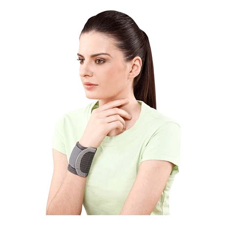 Buy TYNOR E 05 WRIST BRACE WITH DOUBLE LOCK SIZE SMALL Online & Get ...