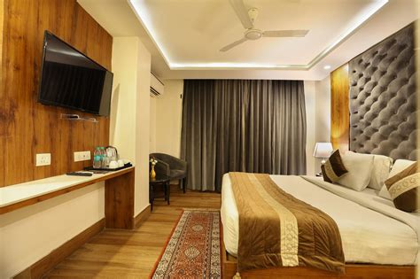 Book Hotel View Delhi | Book @ Rs 794