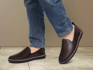 WHITE WALKERS Boys Slip on Loafers Price in India - Buy WHITE WALKERS ...