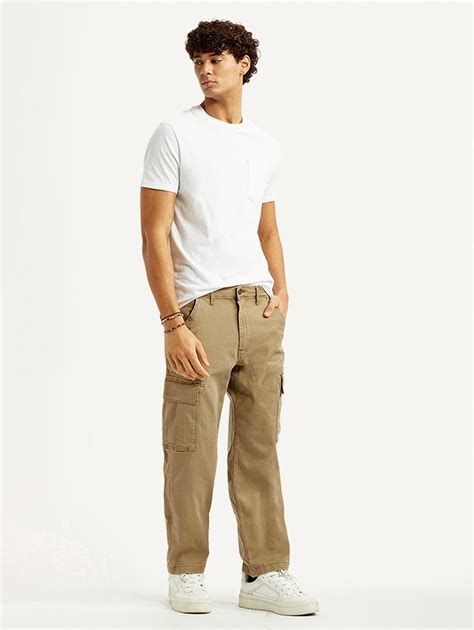 Men's Khaki Overdyed Tapered Fit Mid Rise Cargo Trousers – Levis India ...