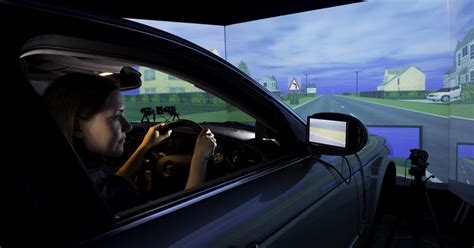 Slow ‘takeover time’ a potential hazard in driverless cars, tests show ...