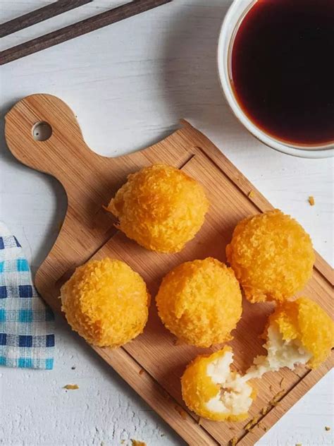 15 minute Cheese Balls made with leftover Paneer Bhurji | Times of India