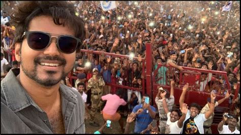 Actor Vijay poses with fans in Neyveli, his selfie goes viral on Twitter