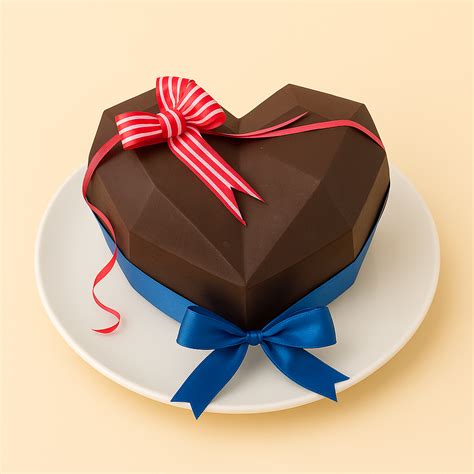 Chocolate Heart Pinata Cake – Brown Bear Bakers