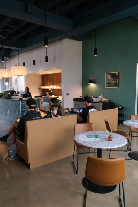 Cafes - Summit Coffee