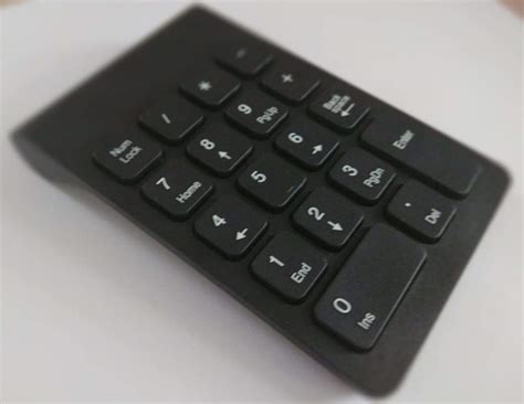 Amazon.in: Buy Numeric Keypad Wireless Number Pad 18 Keys Mini Digital ...
