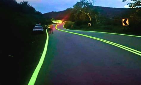 Malaysia painted roads that glow in the dark instead of lights—until an ...