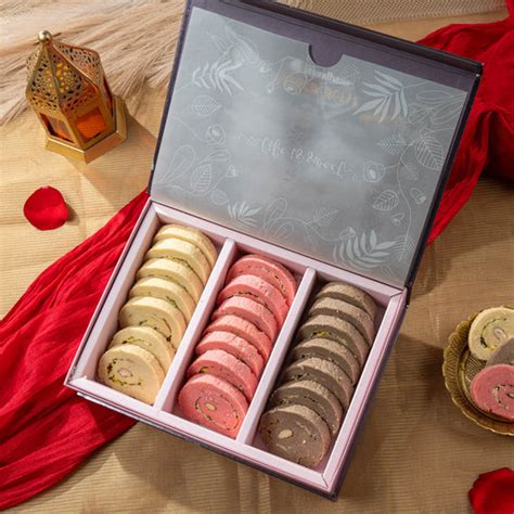 Cashew Roll Box – Shree Anandhaas Sweets & Snacks