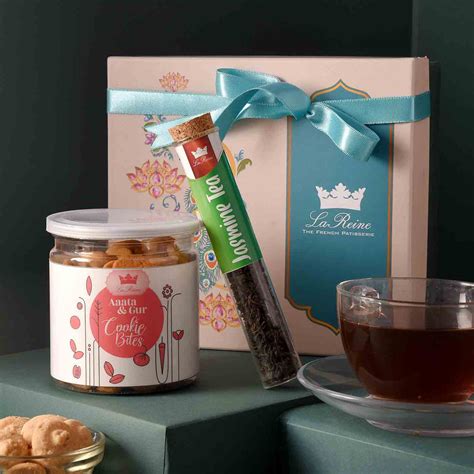 Palatable Anniversary Hamper Of Chocolates, Cookies & Jasmine Tea – TOKENZ