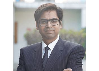 3 Best Oncologists in New Delhi - Expert Recommendations