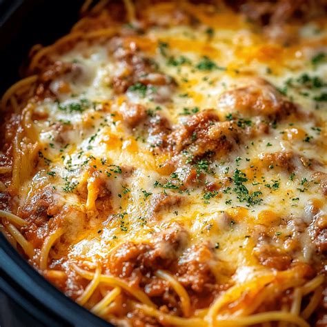 Easy Slow Cooker Spaghetti Casserole Recipe