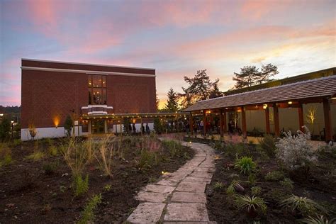 MCMENAMINS ANDERSON SCHOOL HOTEL (Bothell) - Hotel Reviews, Photos ...