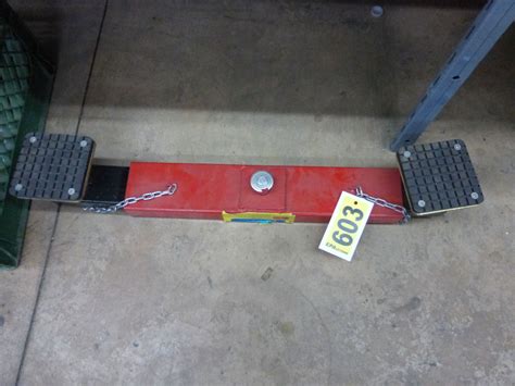 Double ext. pad floor jack accessory