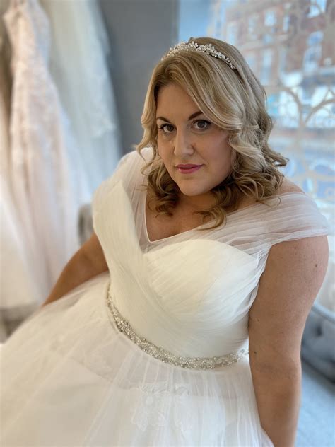 plus size wedding dresses