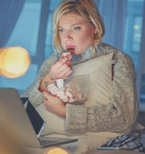 10 Warning Signs & Symptoms of a Nervous Breakdown - Happier Human