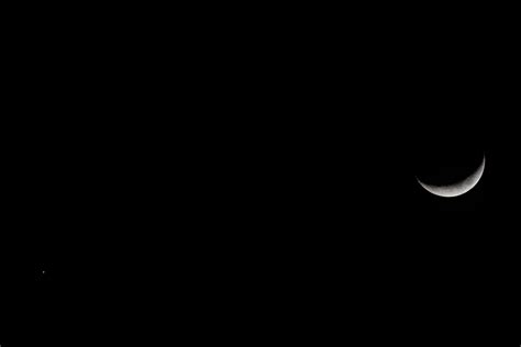 Big and small; Jupiter and the moon. a6600 and 70-350mm : r/SonyAlpha