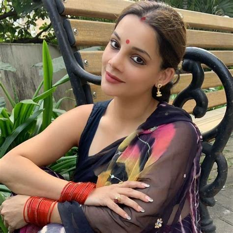 Kanika Maheshwari TV Star Biography Age Birthday
