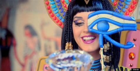 23 Questions Raised By Katy Perry's Absurd 'Dark Horse' Video | HuffPost