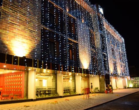 HOTEL S R CASTLE (Port Blair, Andaman and Nicobar Islands) - Hotel ...
