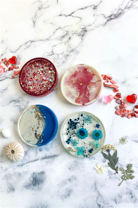 Resin Art Coaster Workshop Details – The Crafty Kit