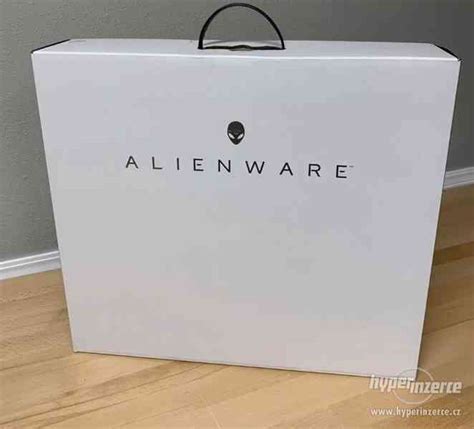 Image result for Alienware 17 R5 Core I7 8th Gen