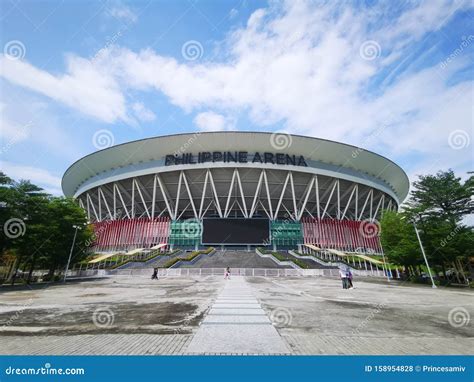 Capacity Of Philippine Arena