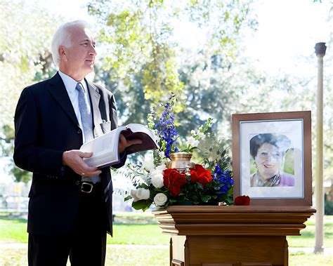 Lakeview Funeral Home | Fairmont MN