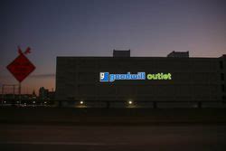 Goodwill Computer Store 的图像结果